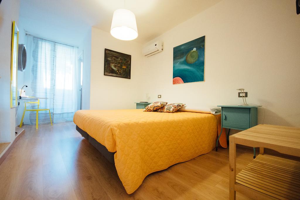 Bed and Breakfast Bed à Cala Palermo Camera foto