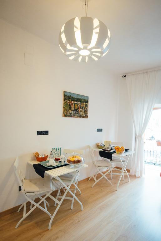 Bed and Breakfast Bed à Cala Palermo Esterno foto